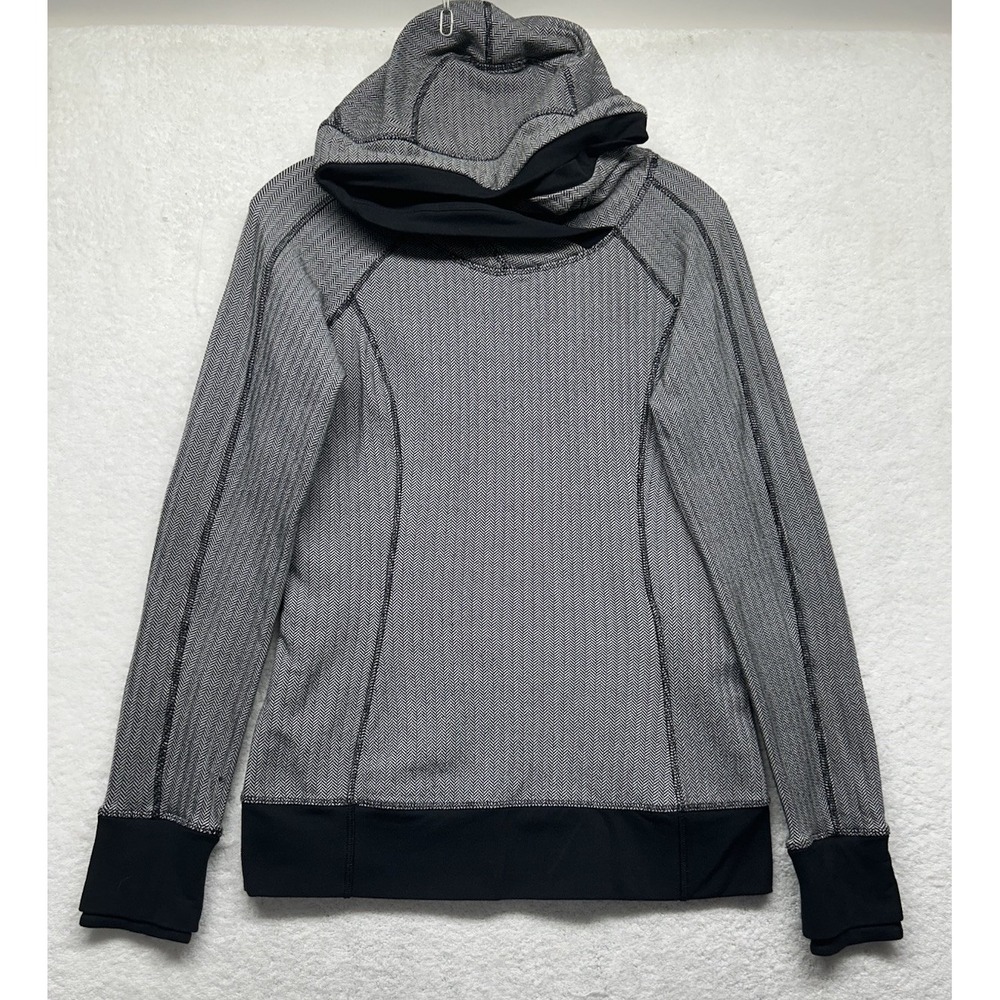 Lululemon Womens Size 6 Gray Long Sleeve Think Fast Pullover Hoodie (T5)